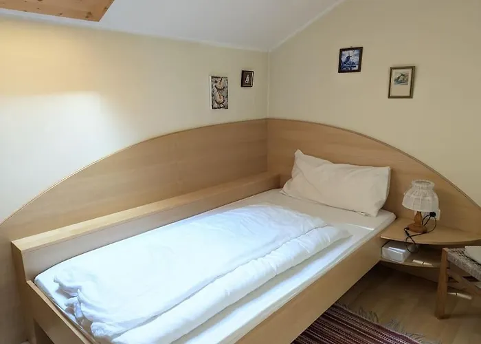 Brunnachblick Auf 1300m Seehoehe Semesterbostad Bad Kleinkirchheim